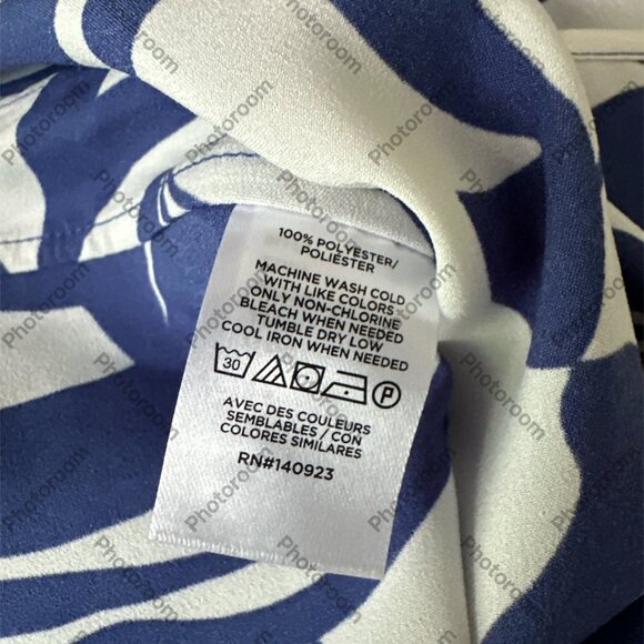 Loft Blue & White Patterned Cap Sleeve Blouse Small - Picture 3 of 6